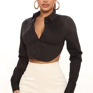 NWOT Fashion Nova crop button down backless top